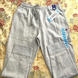 Champion Men’s Large Jogger Pant Gray NWT